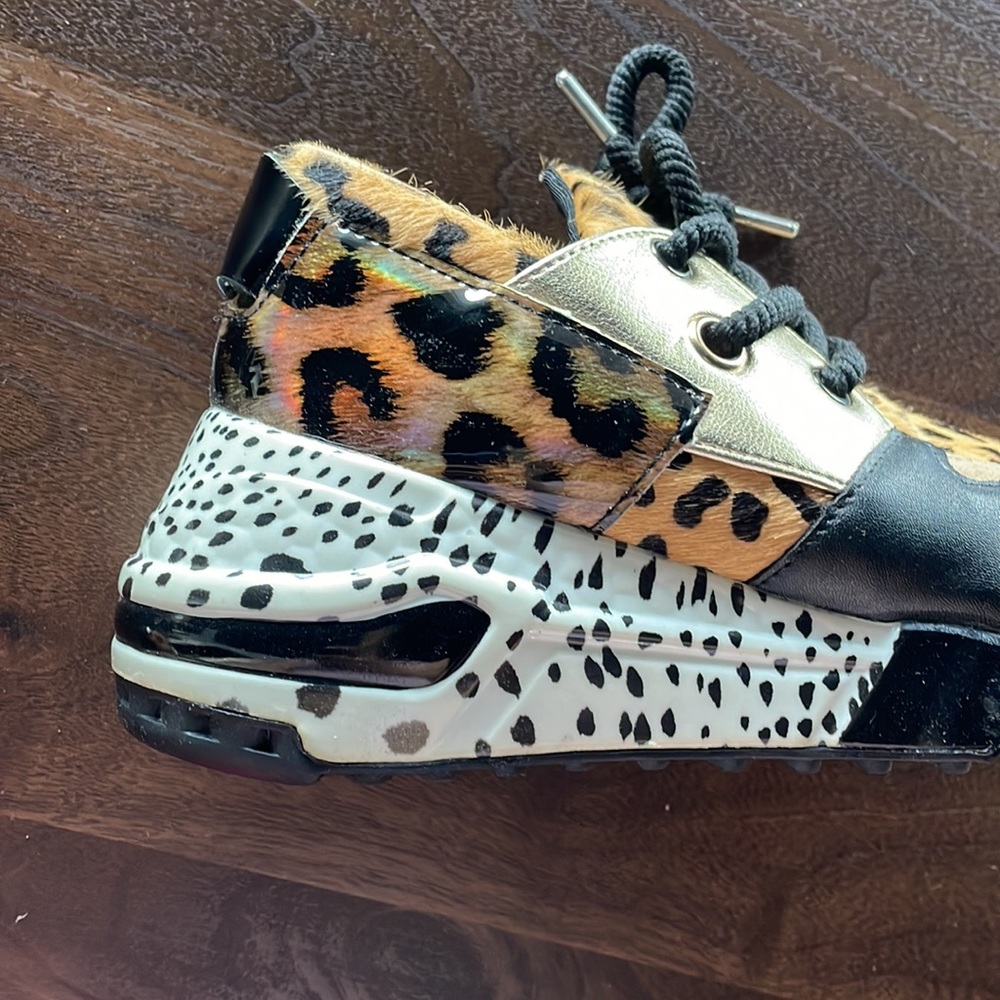 Steve Madden animal print sneakers - Picture 9 of 9
